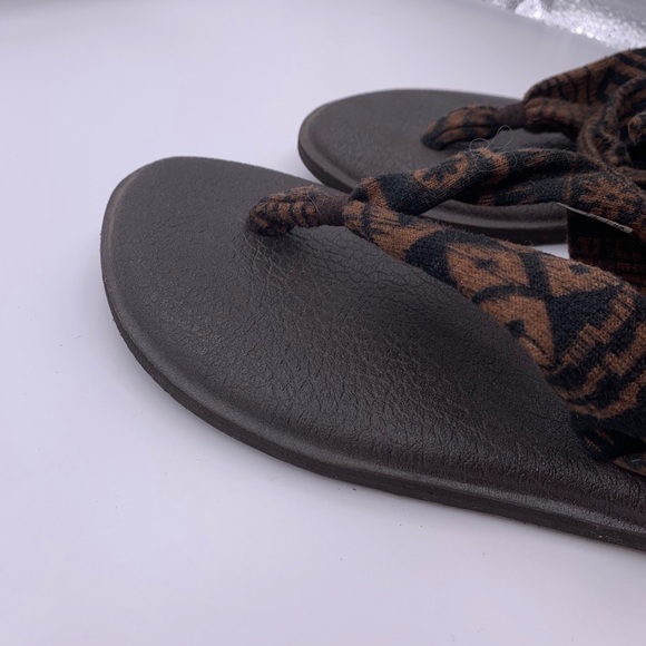 Sanuk Yoga Slinged Up Tie Ankles Tribal Sandals - Picture 12 of 14
